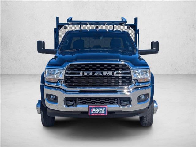 2022 Ram 5500 SLT photo 2