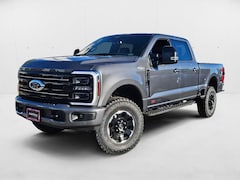 2025 Ford F-350 Platinum Truck Crew Cab