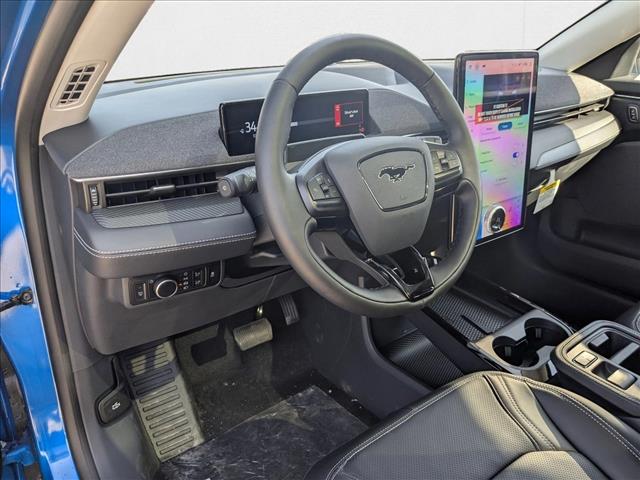 2025 Ford Mustang Mach-E Premium photo 3