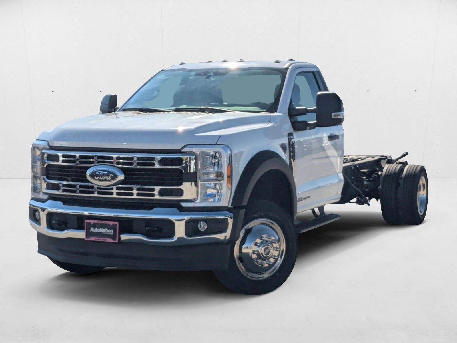 2024 Ford F-550 Super Duty Chassis Cab XL's photo