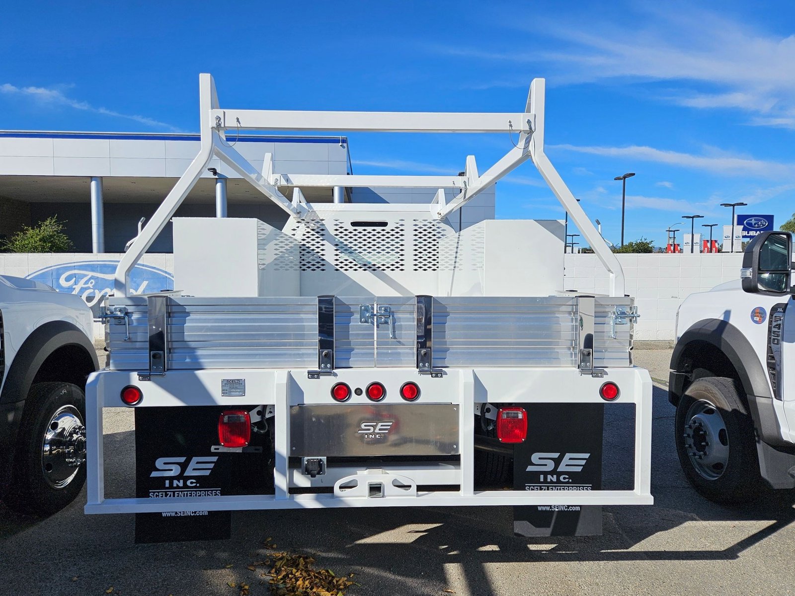 2025 Ford F-550 Super Duty Chassis Cab XL - Photo 7