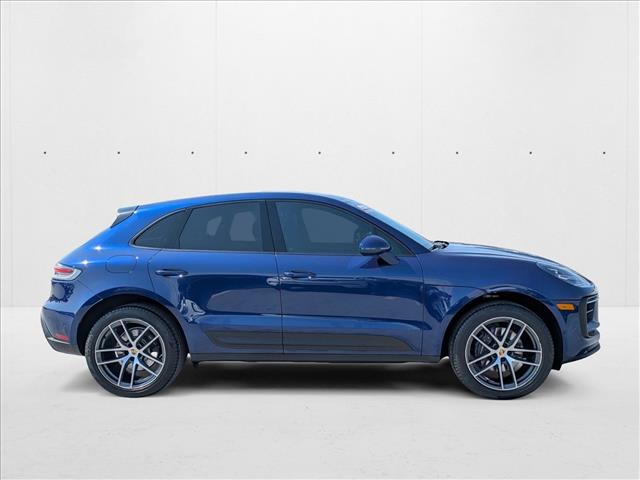 2022 Porsche Macan photo 4