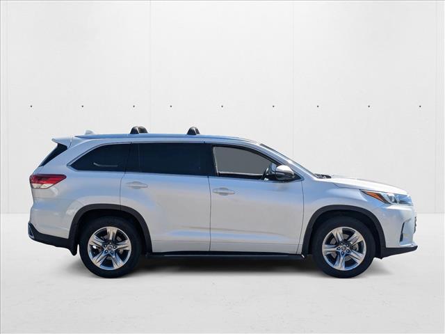 2018 Toyota Highlander Limited photo 4