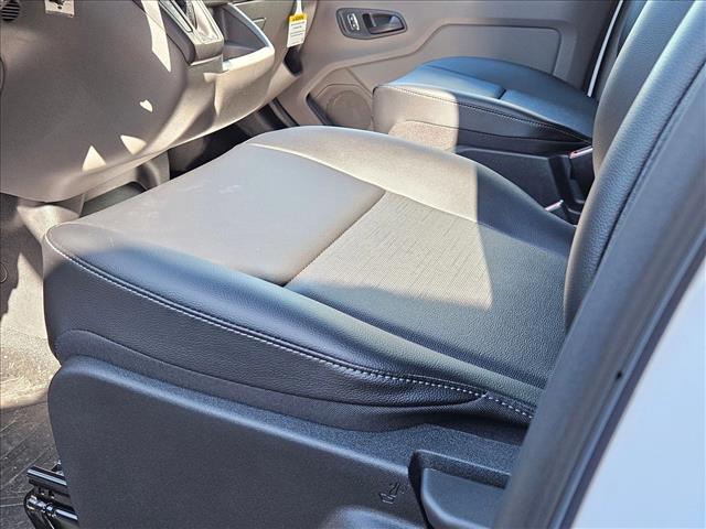 2025 Ford Transit photo 2