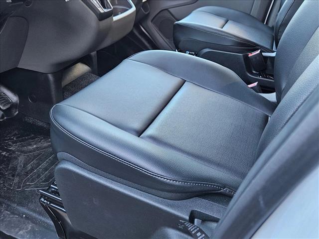2025 Ford Transit photo 2