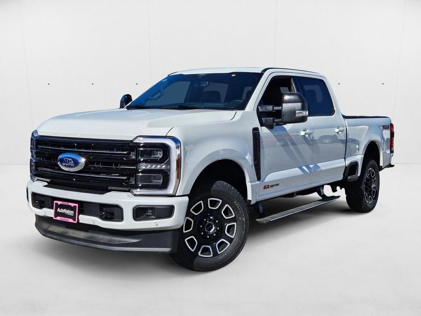 2025 Ford F-250 Super Duty Platinum's photo