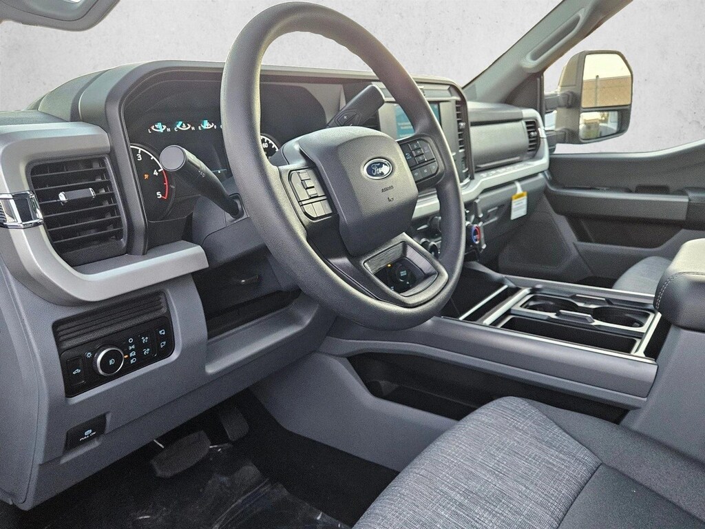 New 2026 Ford F-250 XLT Truck Crew Cab