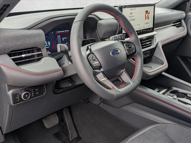 2025 Ford Explorer ST photo 2