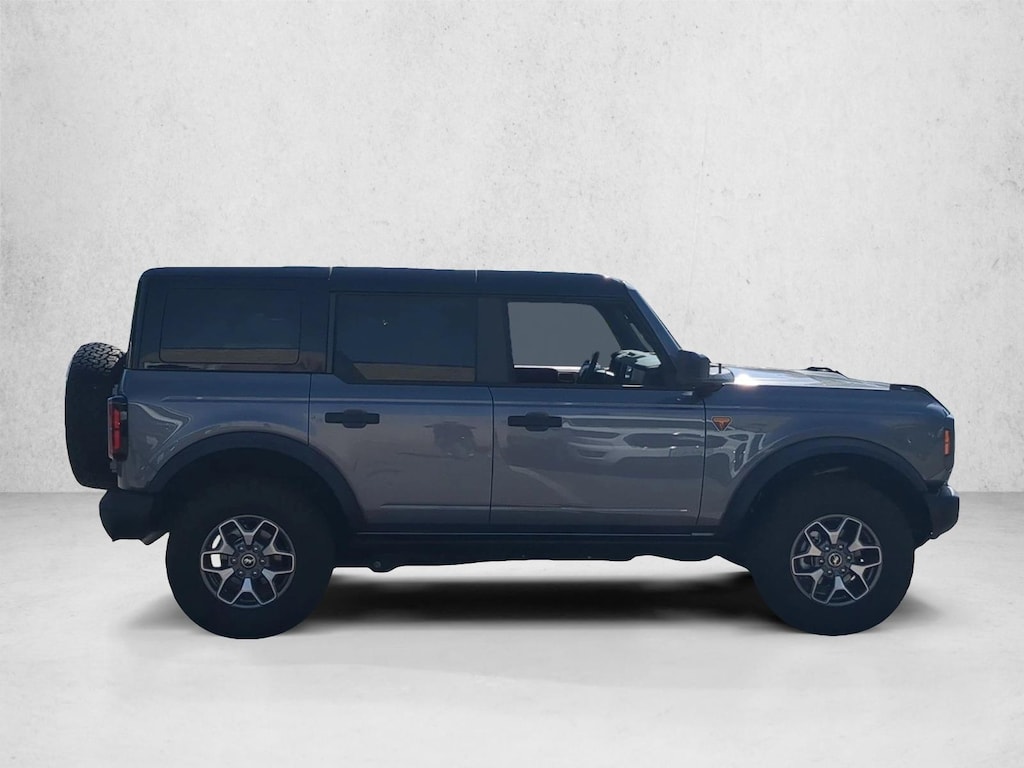 Certified 2025 Ford Bronco Badlands SUV