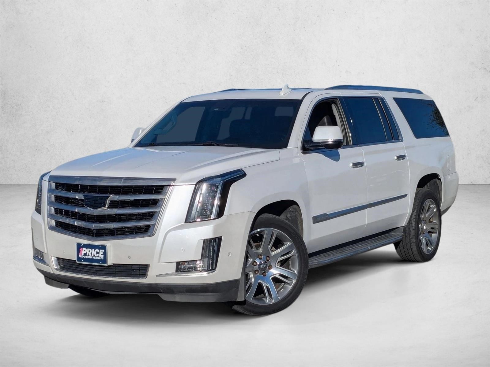 2017 Cadillac Escalade ESV Luxury's photo