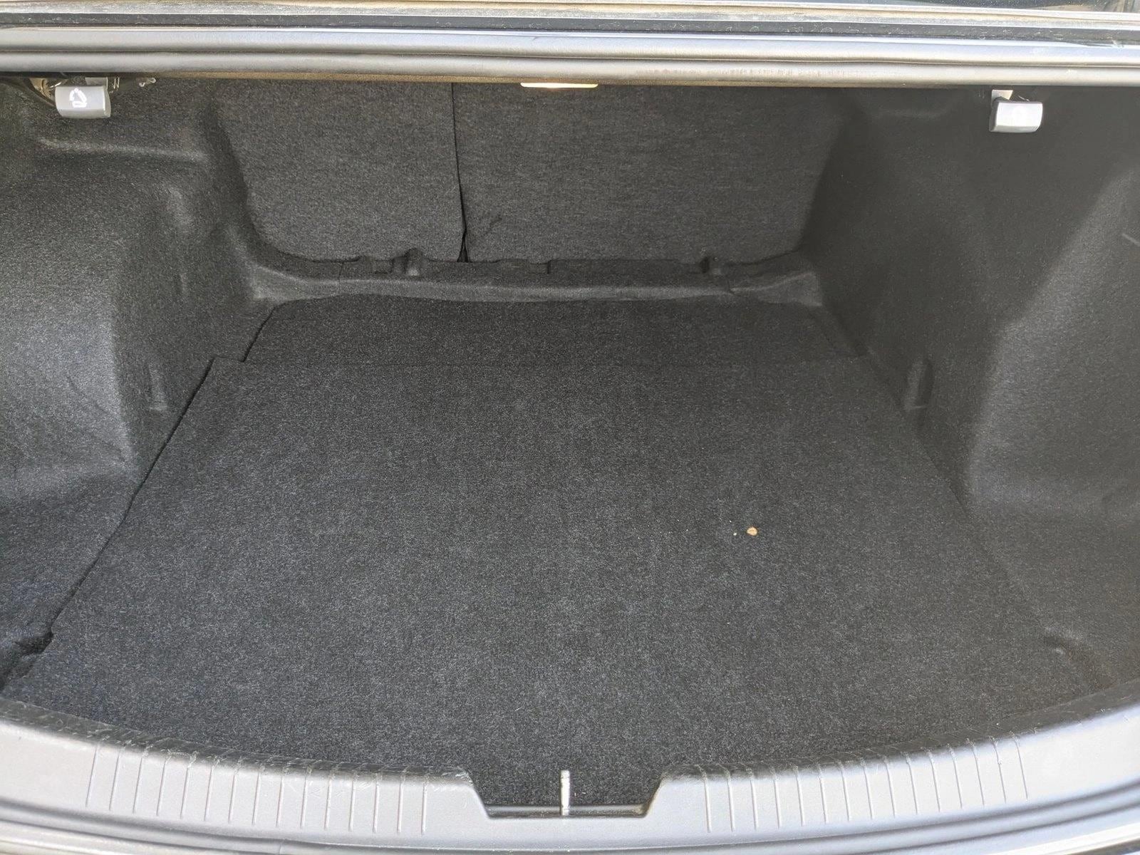 2023 Chevrolet Malibu LT photo 5