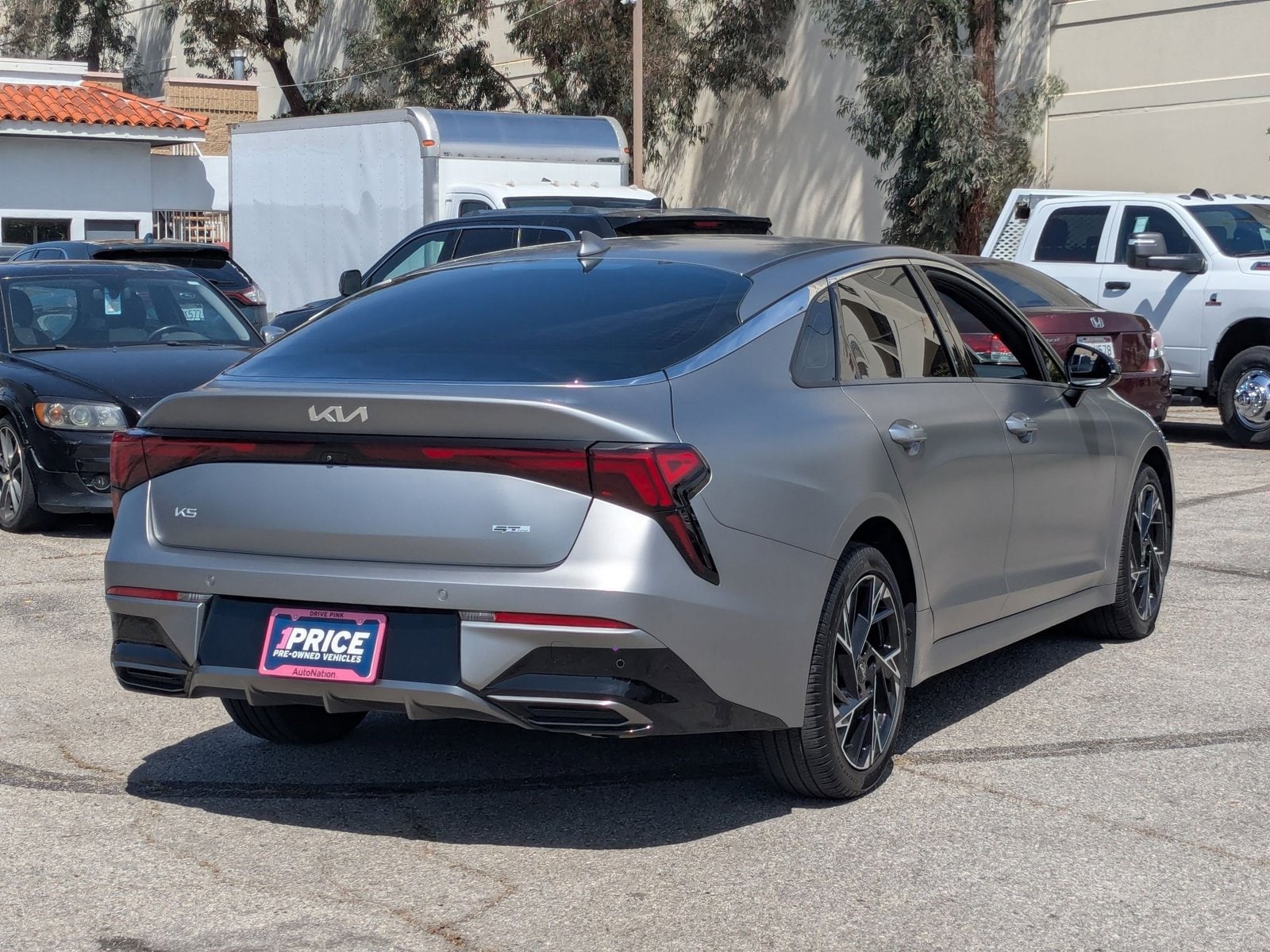 2025 Kia K5 GT-Line photo 4