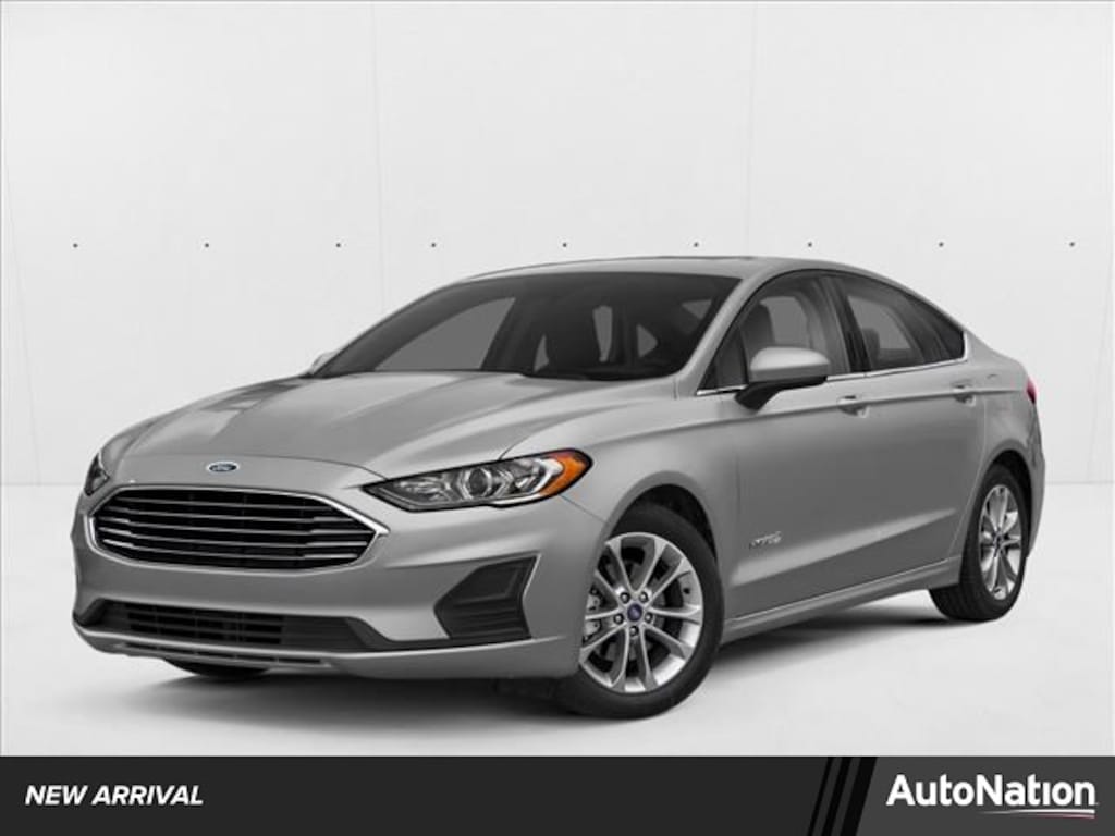 Used 2019 Ford Fusion Hybrid Titanium Sedan