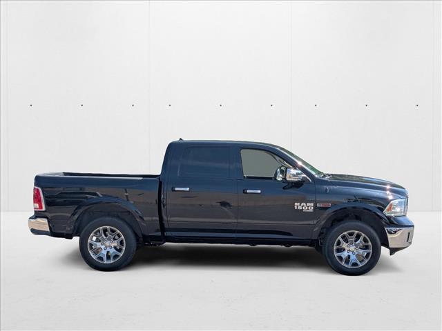 2019 Ram 1500 Classic Laramie photo 4