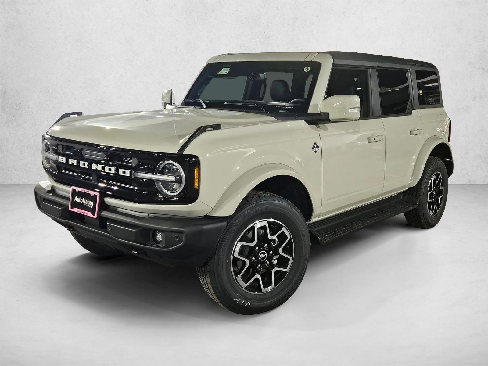 2025 Ford Bronco 4-Door Outer Banks's photo