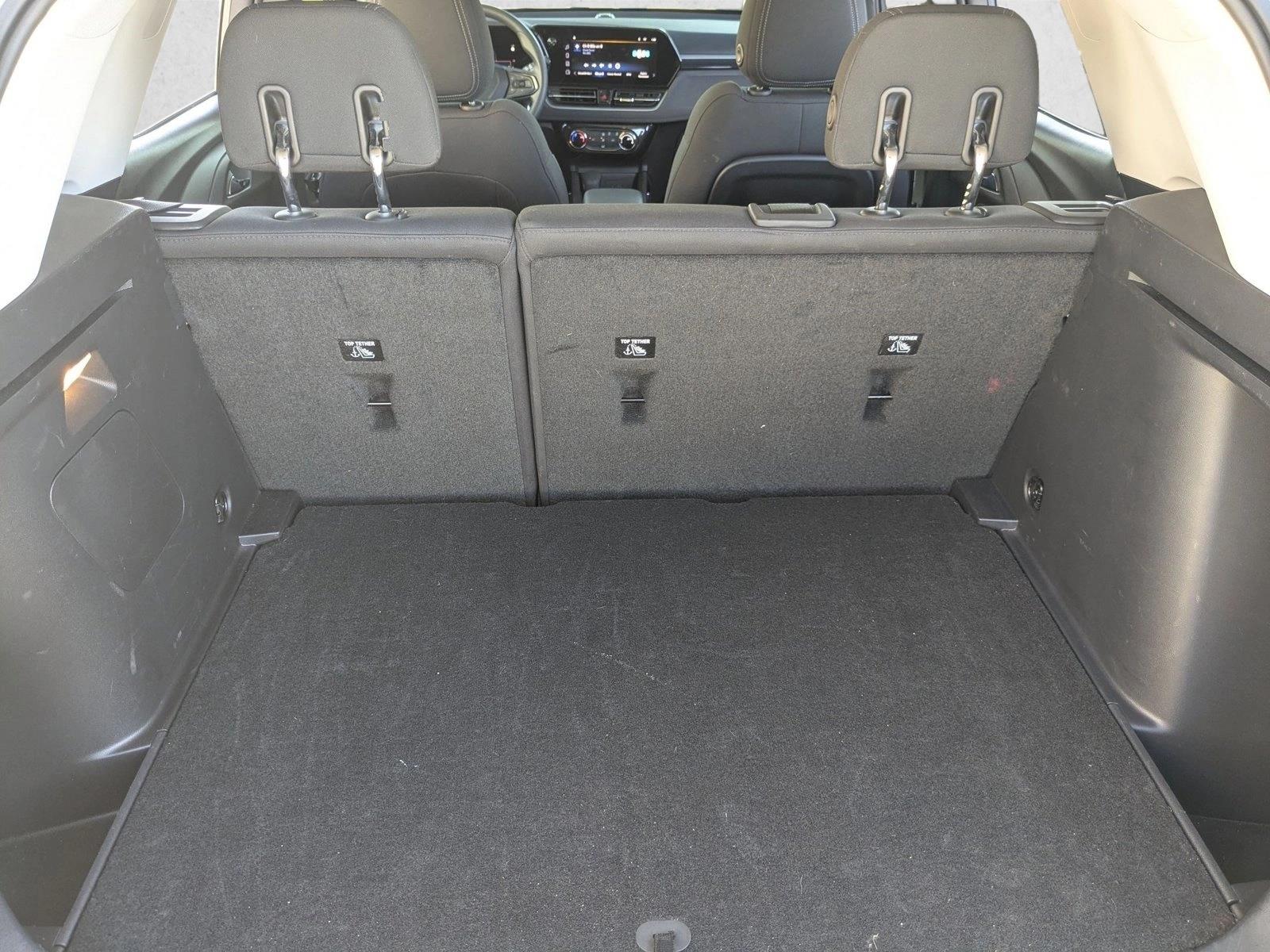 2025 Chevrolet Trailblazer LT photo 6