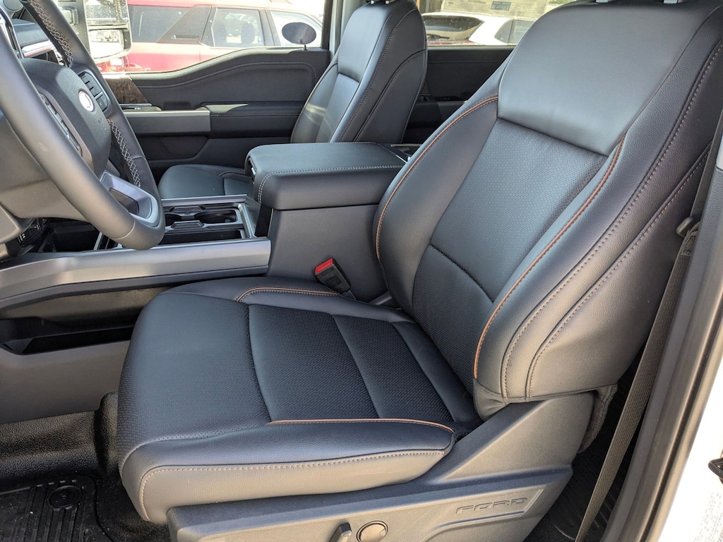 New 2026 Ford F-250 LARIAT Truck Crew Cab