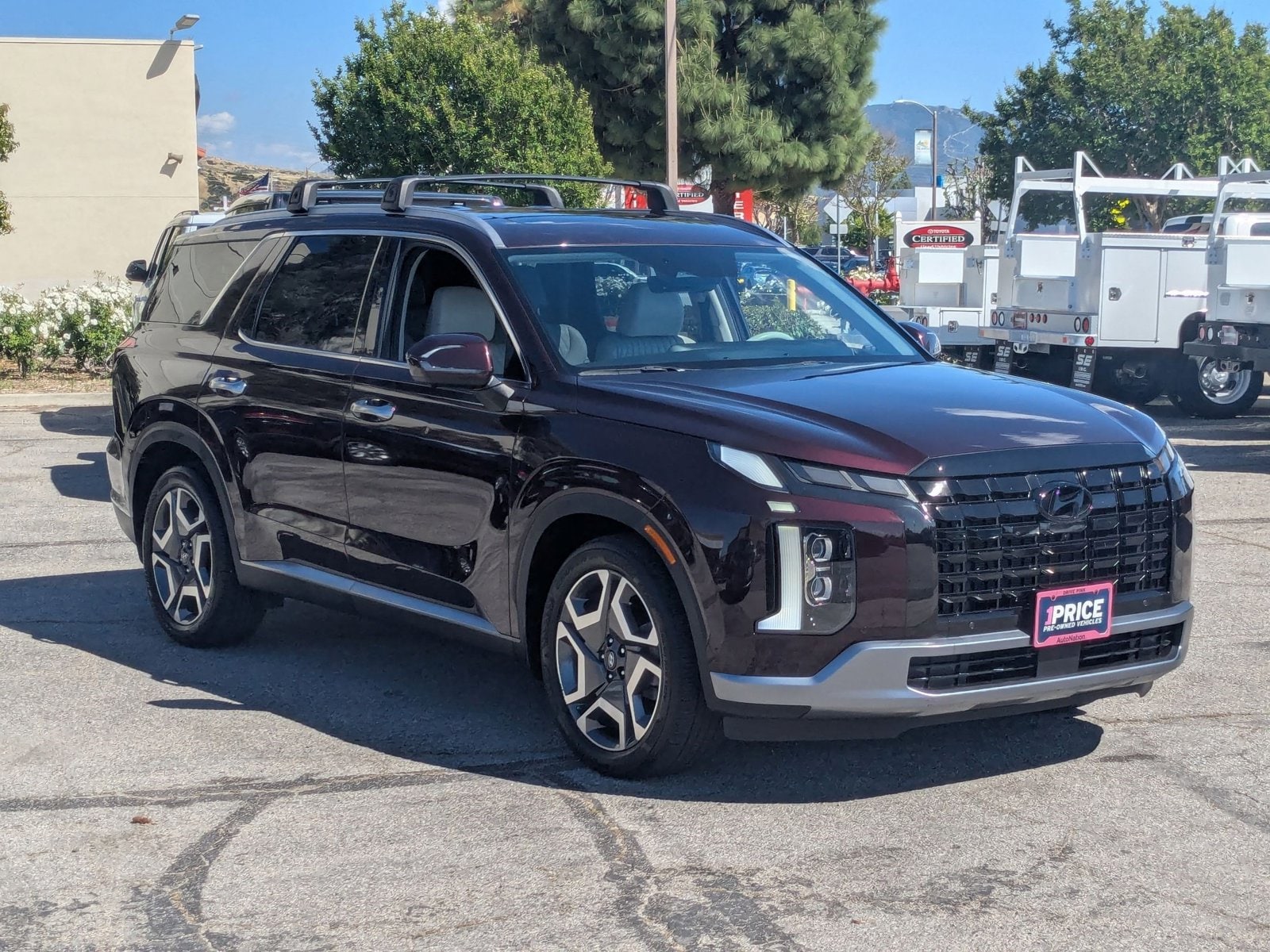 2023 Hyundai Palisade Limited photo 2