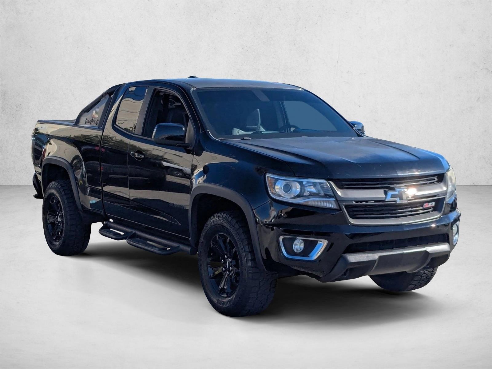 2016 Chevrolet Colorado 2WD Z71 photo 2
