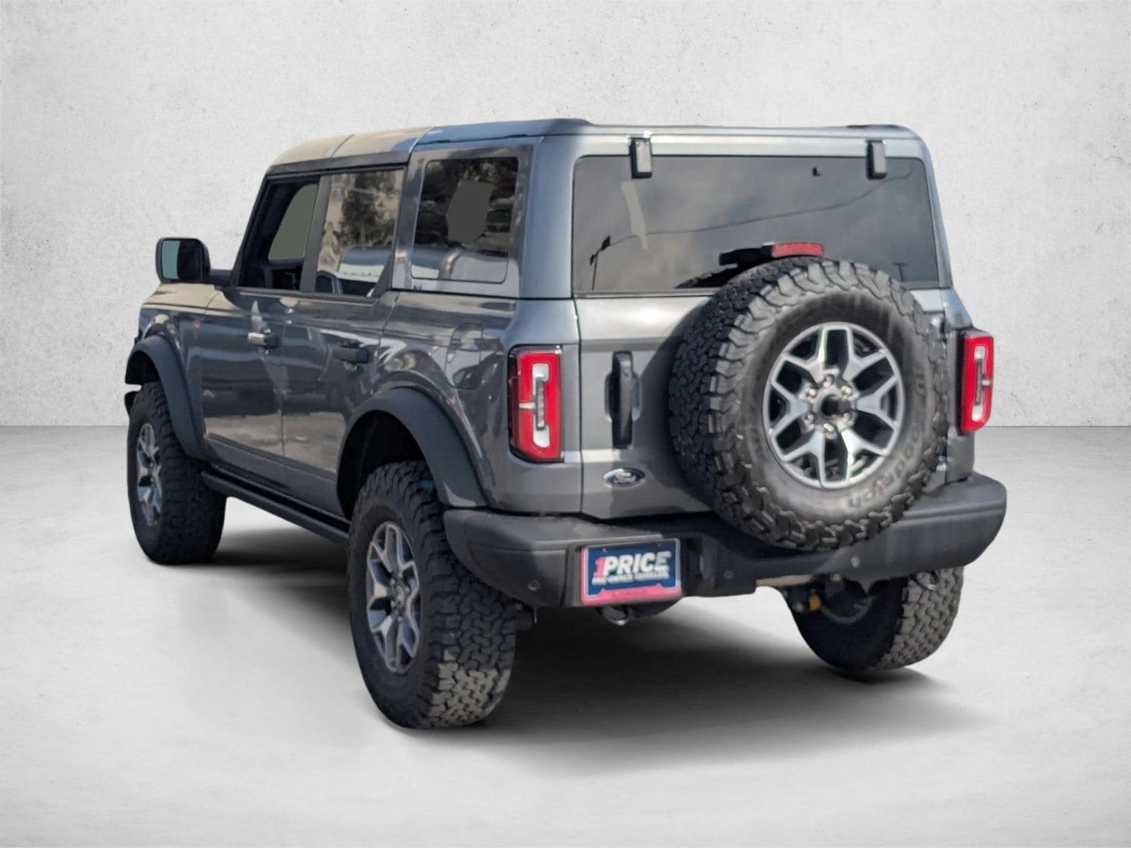 2025 Ford Bronco Badlands photo 3