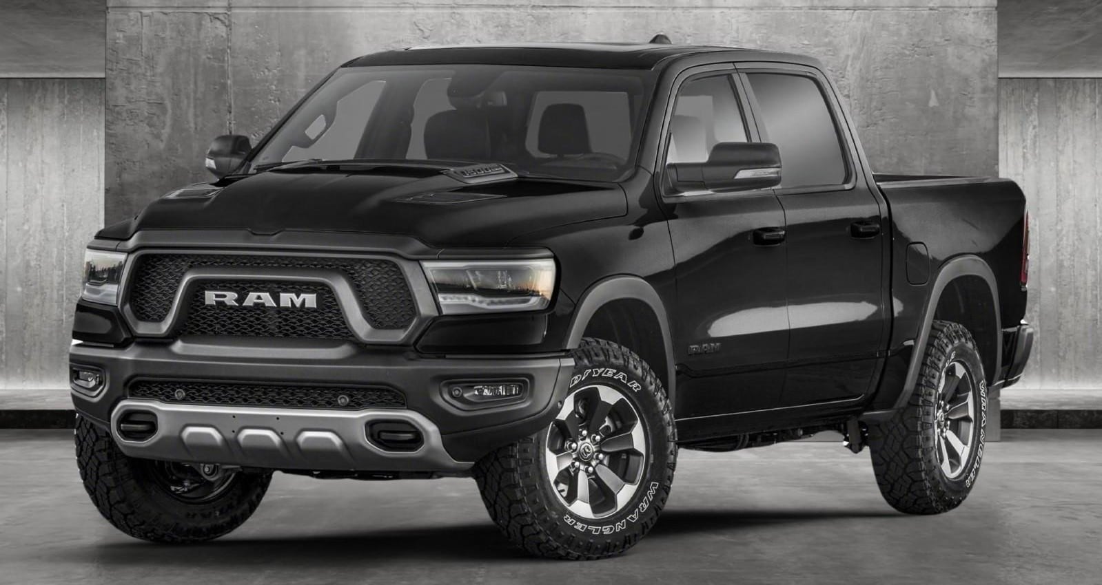RAM 1500 in Diamond Black Crystal Pearlcoat