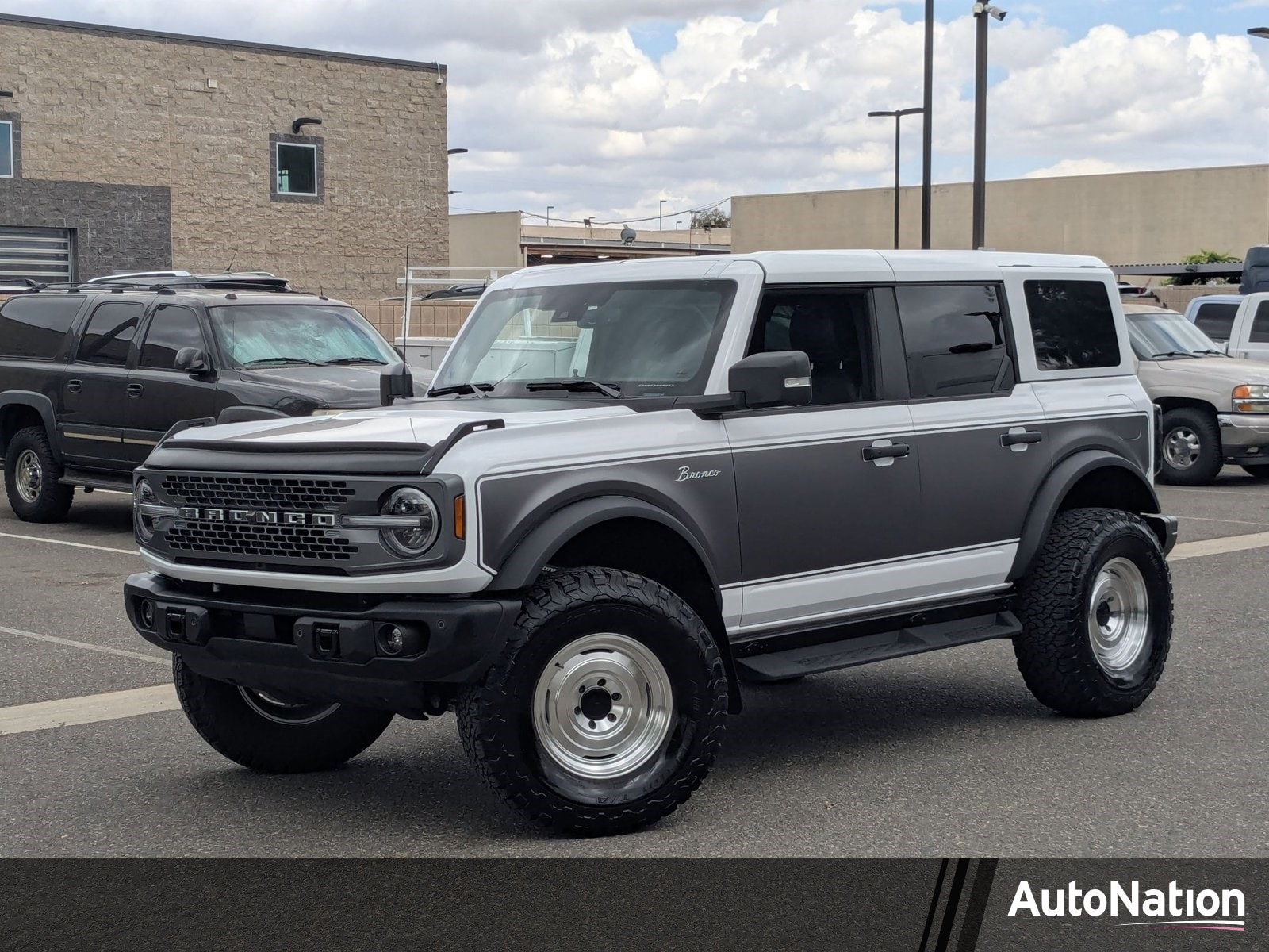 2025 Ford Bronco Badlands 4x4's photo