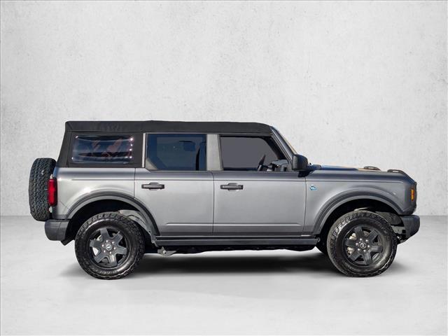2024 Ford Bronco Black Diamond photo 4