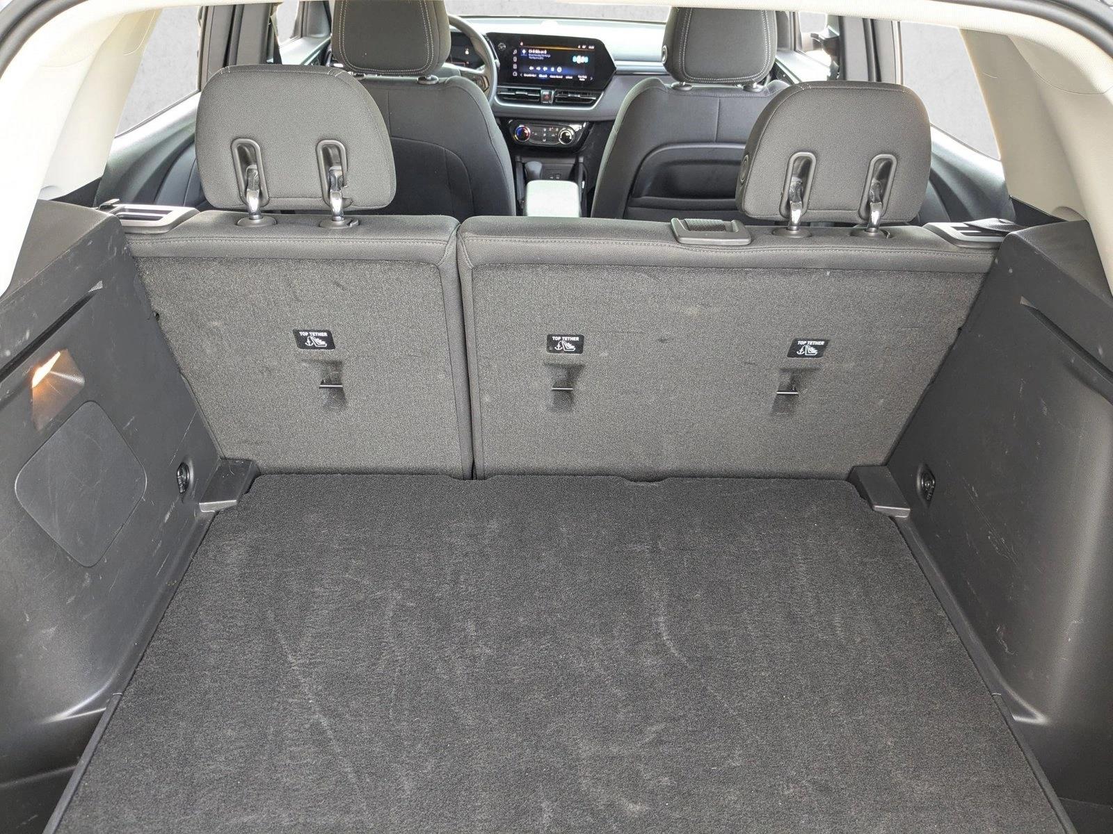 2025 Chevrolet Trailblazer LT photo 6