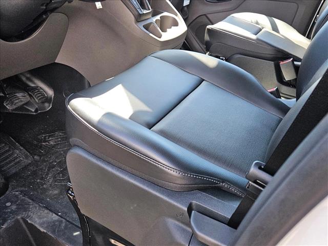 2025 Ford Transit photo 2