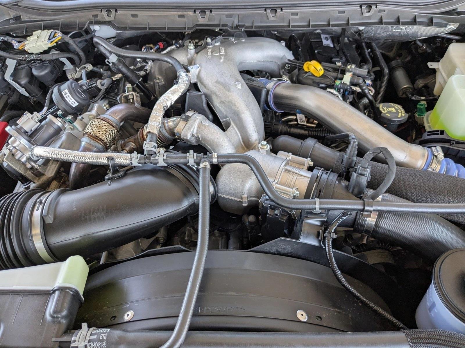 2025 Ford F-550 Super Duty Chassis Cab XL - Photo 16