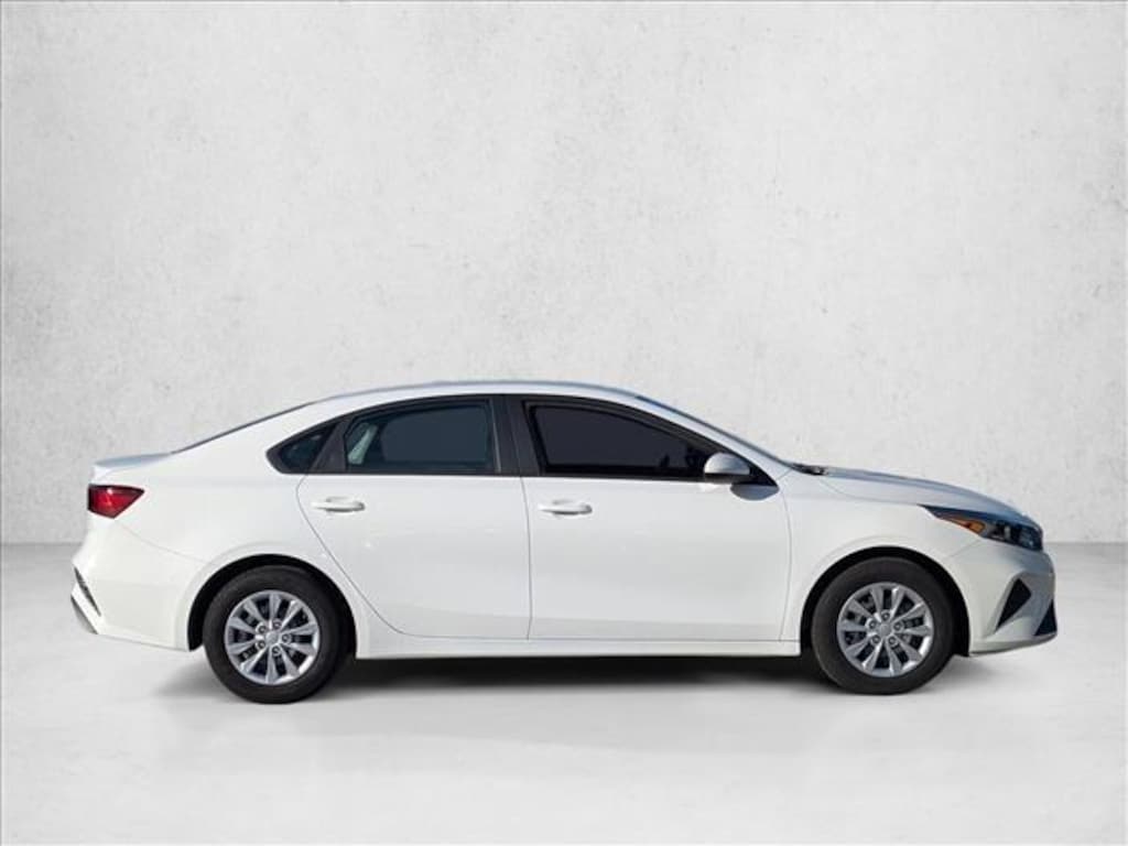 Used 2024 Kia Forte LX Sedan