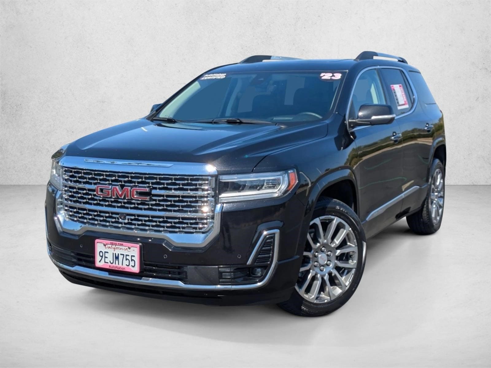 2023 GMC Acadia Denali's photo