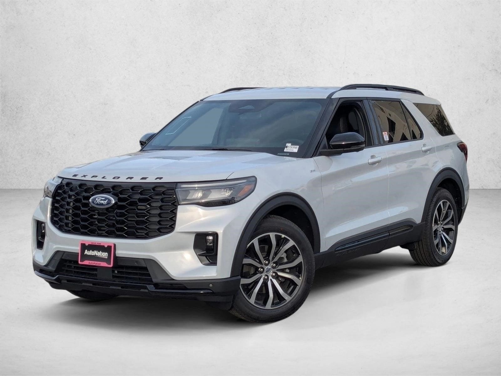 2026 Ford Explorer ST-LINE's photo