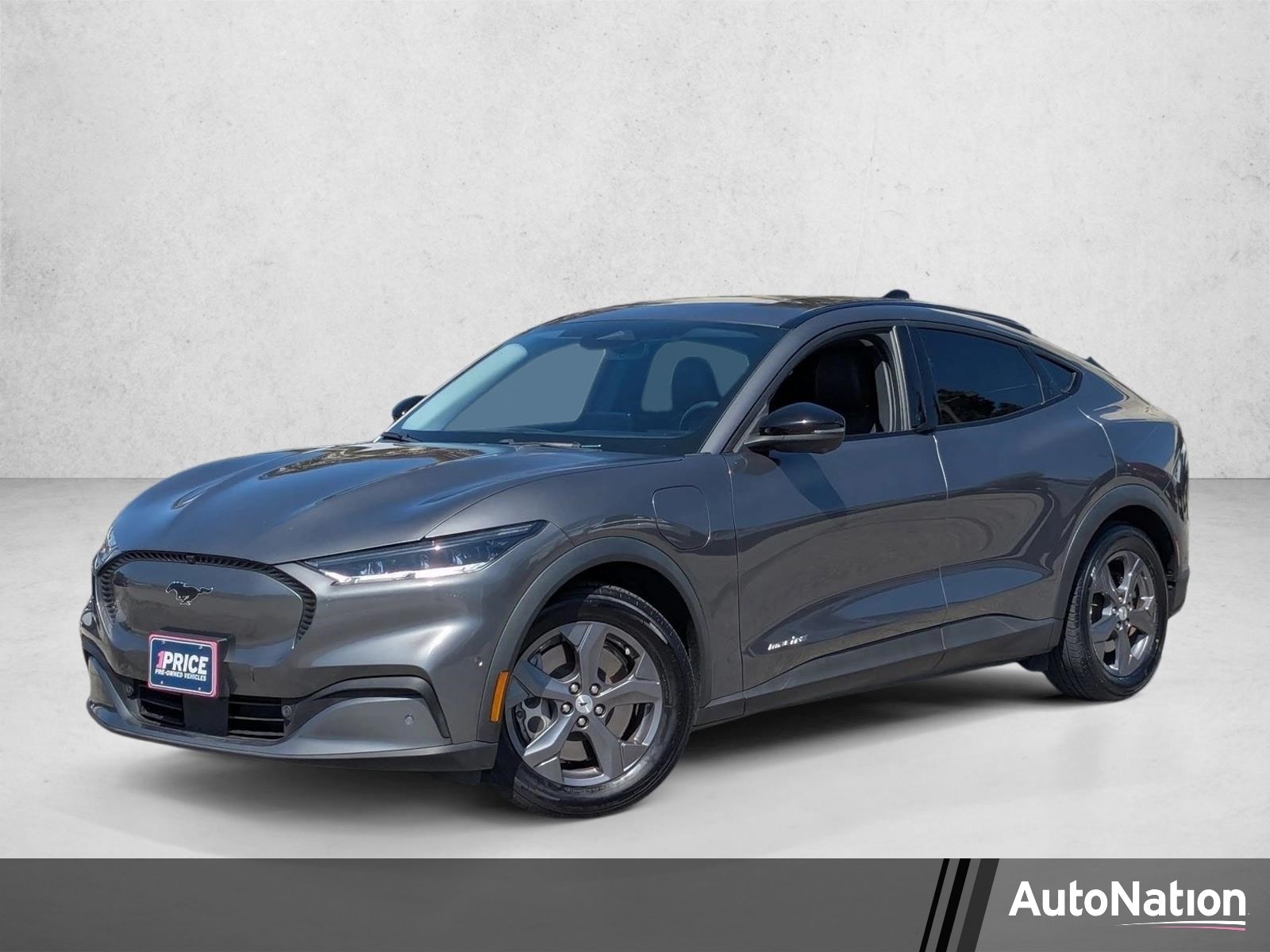 2023 Ford Mustang-Mach-e Select's photo