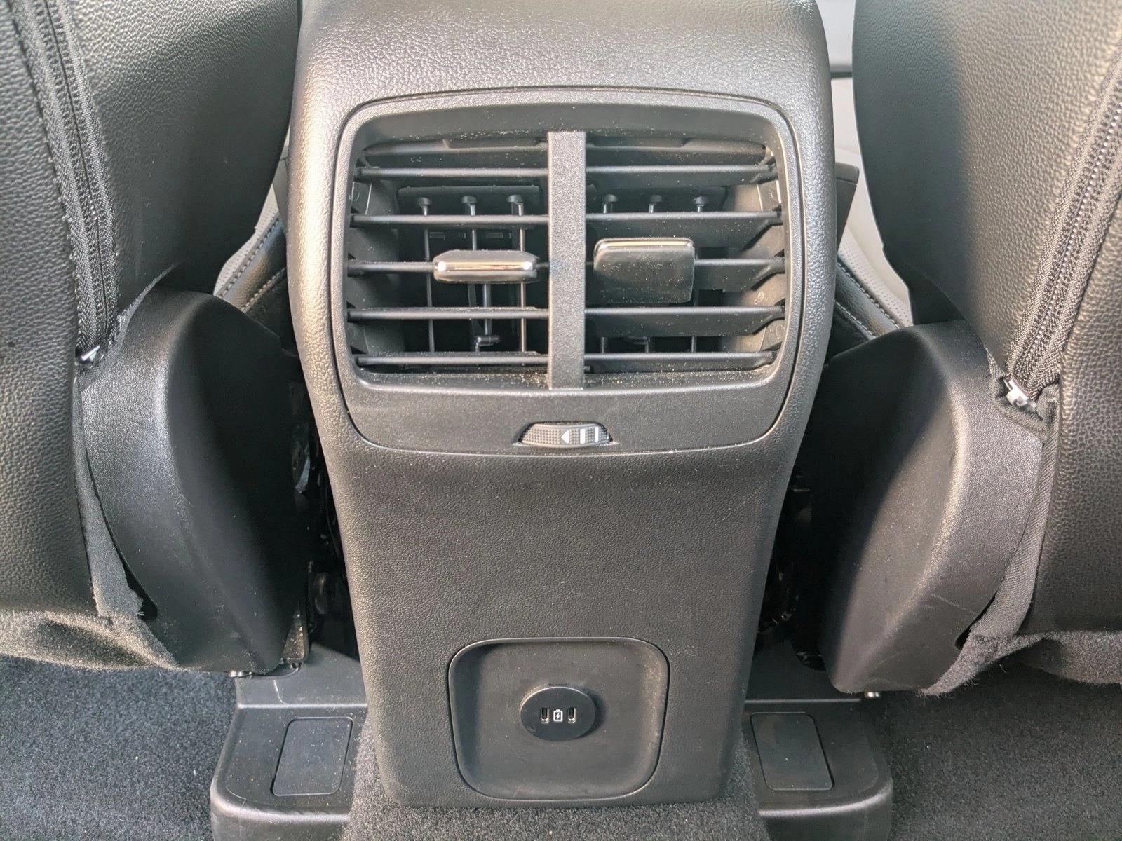2025 Ford Escape Plug-in hybrid PHEV - Photo 18