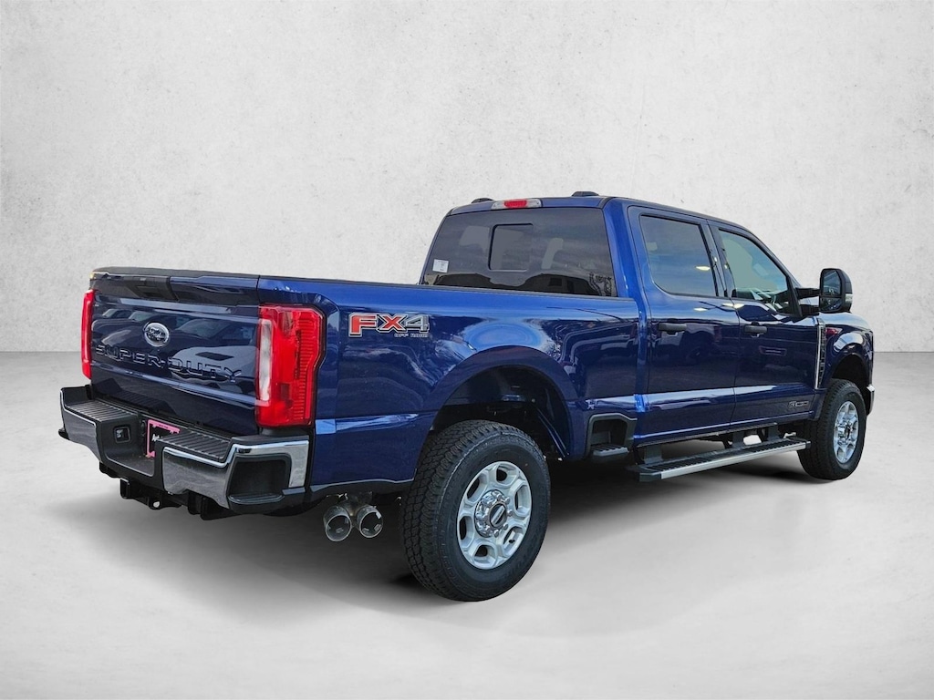 New 2026 Ford F-250 XLT Truck Crew Cab