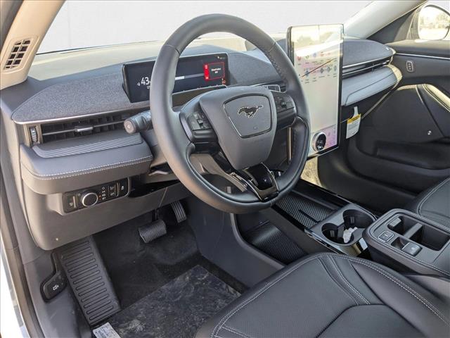 2025 Ford Mustang Mach-E Premium photo 2