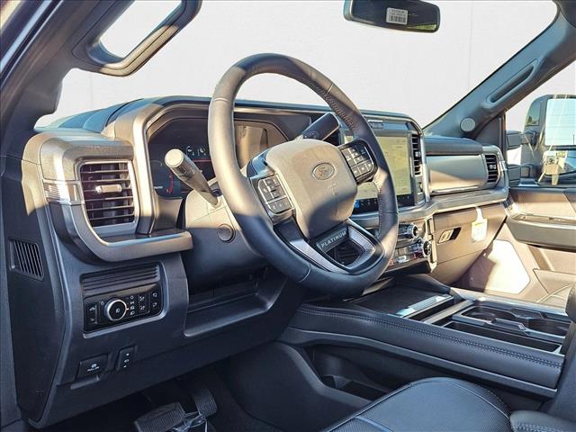 2025 Ford F-350 Platinum photo 3
