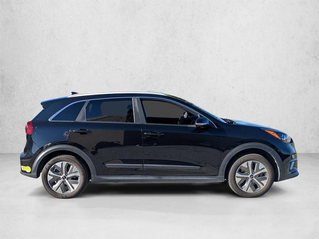 Used 2022 Kia Niro EV EX SUV