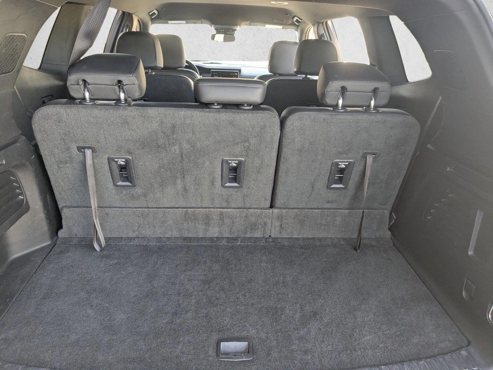 2024 GMC Acadia FWD Elevation photo 5