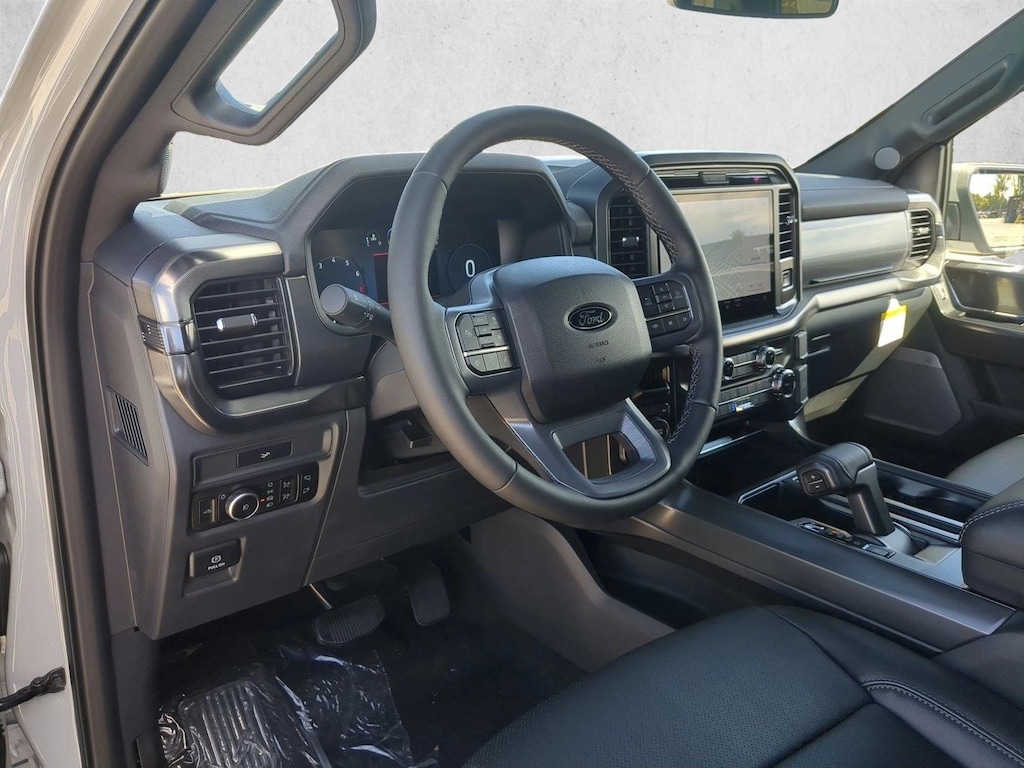 New 2026 Ford F-150 LARIAT Truck SuperCrew Cab