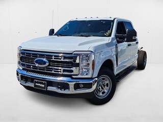 2026 Ford F-350 Chassis XL Truck Crew Cab