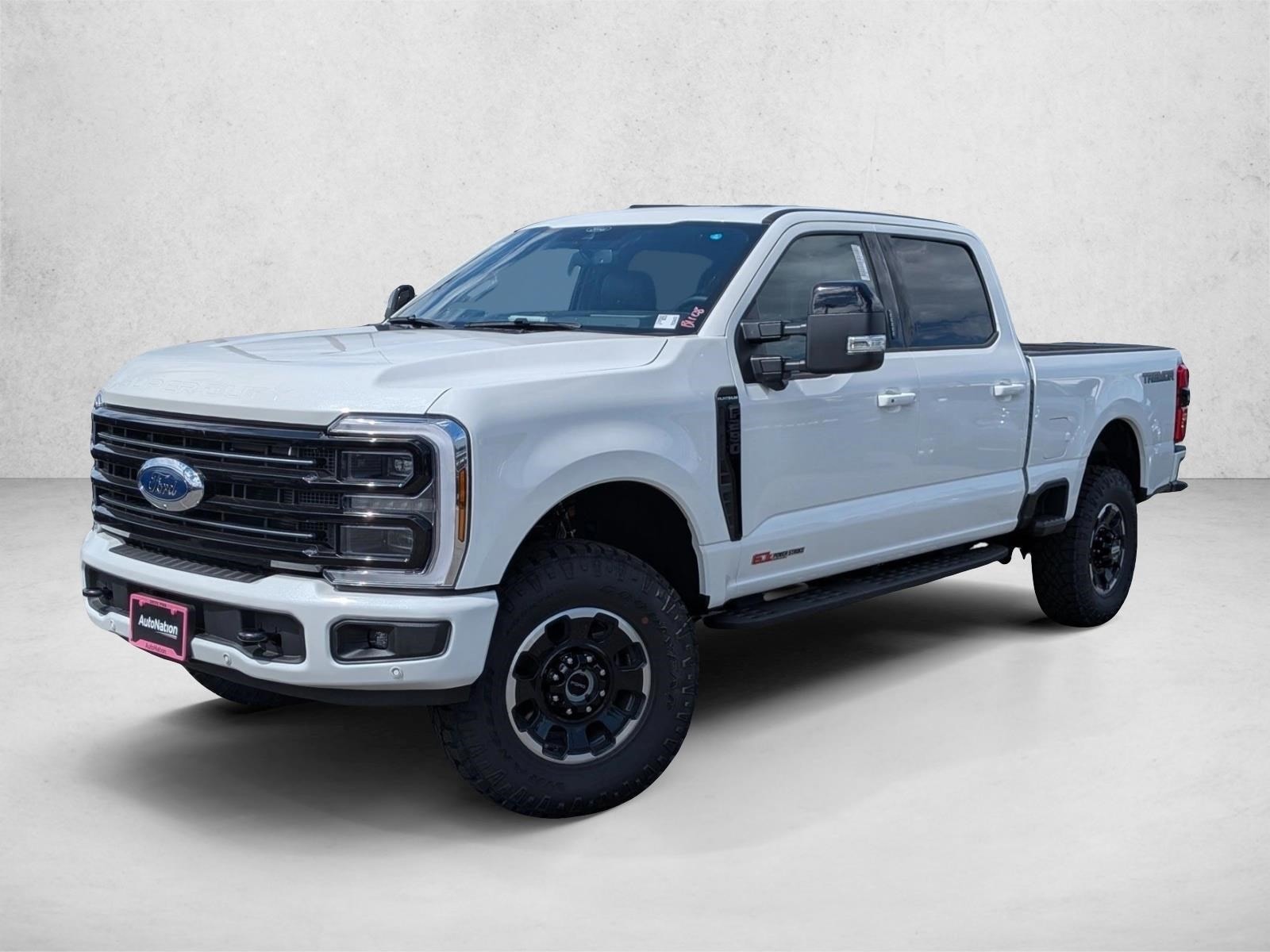 2026 Ford F-250 Super Duty Platinum's photo
