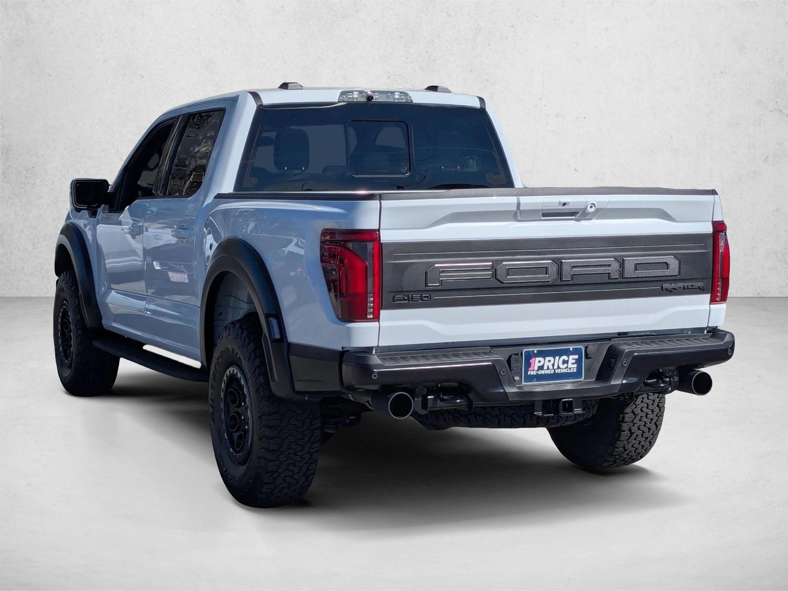 2025 Ford F-150 Raptor photo 3