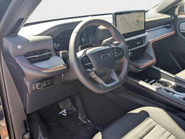 2025 Ford Explorer ST-Line photo 2