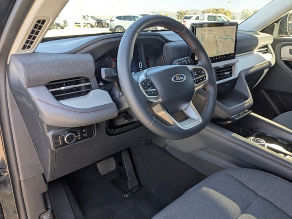 New 2025 Ford Explorer Active SUV