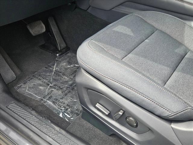 2025 Ford Explorer photo 4