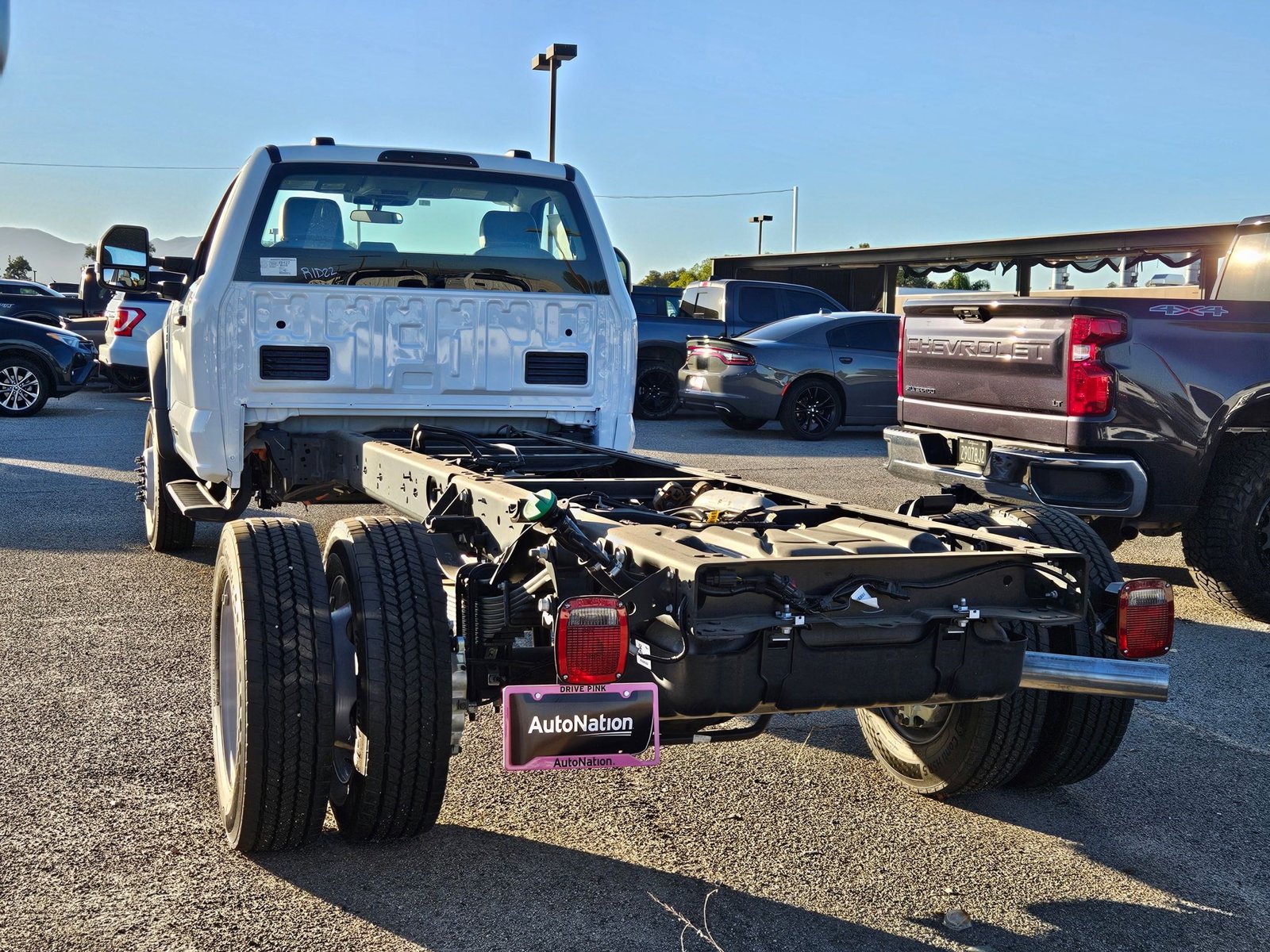 2025 Ford F-550 Super Duty Chassis Cab XL - Photo 7