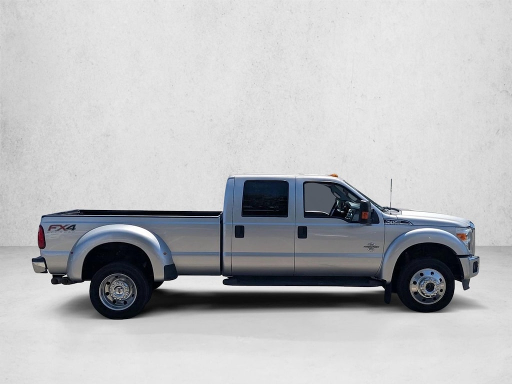 Used 2016 Ford F-450 XLT Truck Crew Cab