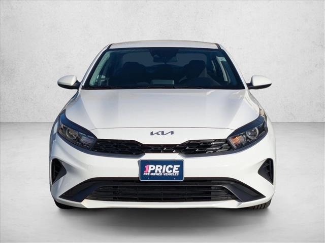 2024 Kia Forte LX photo 2